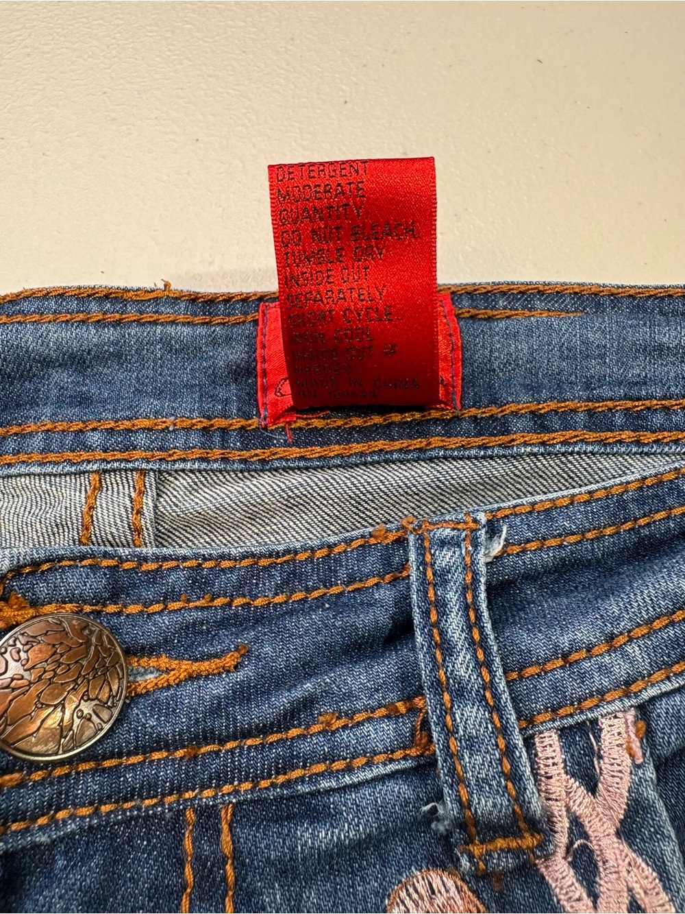 V Cristina 12 Floral Embroidered Distressed Skinny Jeans Boho Medium Wash GUC - Picture 8 of 8